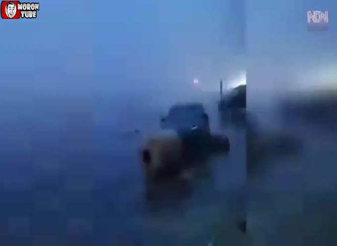 Video :In Oman, severe thunderstorms result in floods